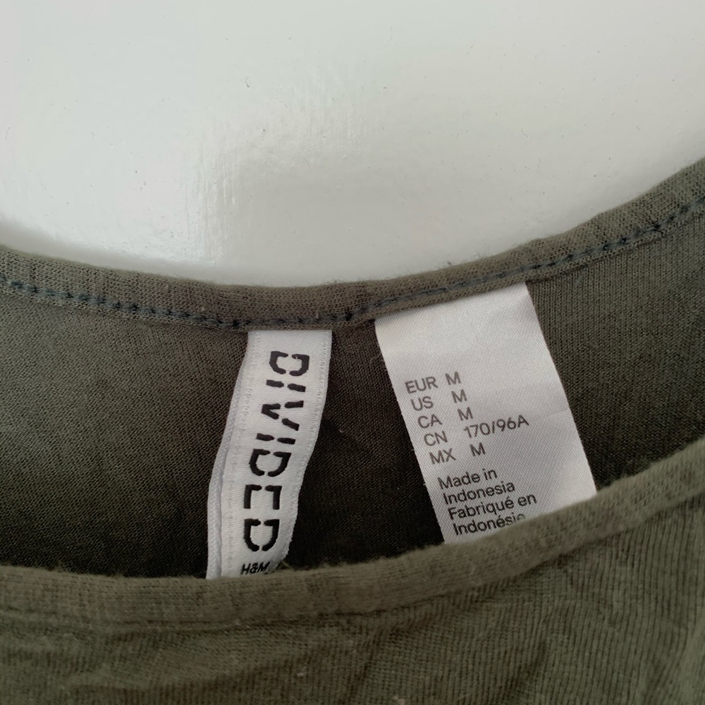 Divided by H&M Green Drawstring Romper - Picture 3 of 3